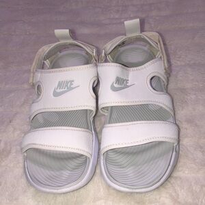 Nike Owaysis Sandals